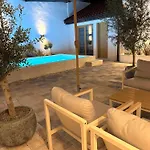 Apartmán Sevdah - In The Centre, With Pool And Free Parking