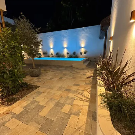 Sevdah - In The Centre, With Pool And Free Parking Apartman Mostar