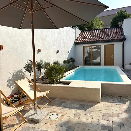 Sevdah - In The Centre, With Pool And Free Parking מוסטר