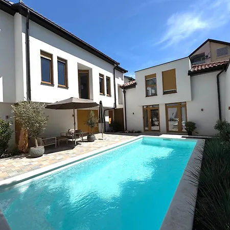 Appartement Sevdah - In The Centre, With Pool And Free Parking *