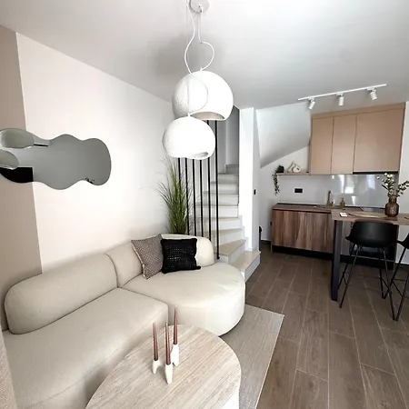 Sevdah - In The Centre, With Pool And Free Parking *