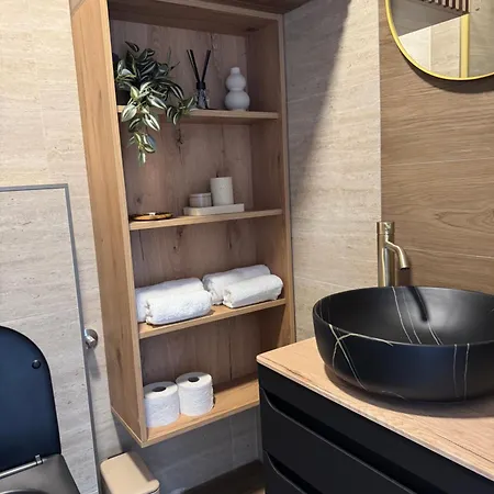 Sevdah - In The Centre, With Pool And Free Parking Appartement