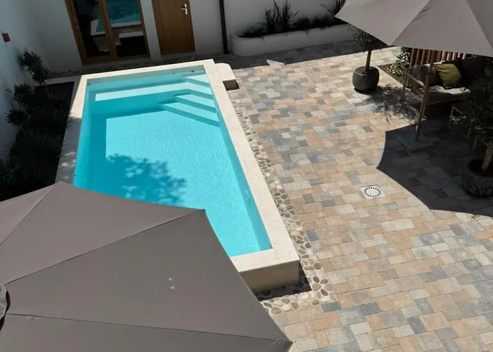 Sevdah - In The Centre, With Pool And Free Parking Appartement Mostar